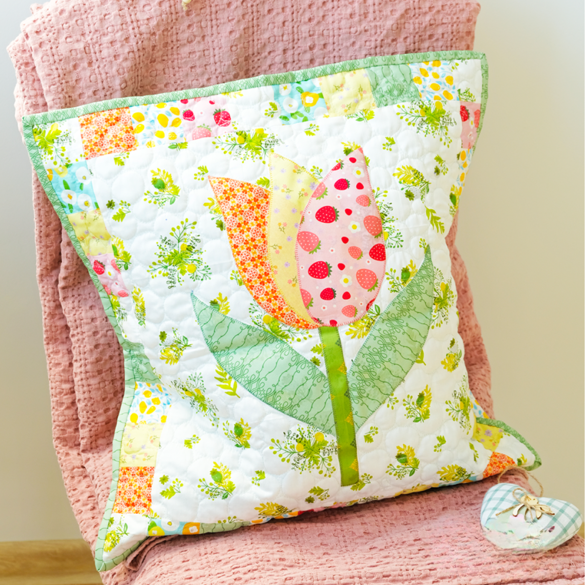 Tulip Pillows Downloadable PDF Quilt Pattern
